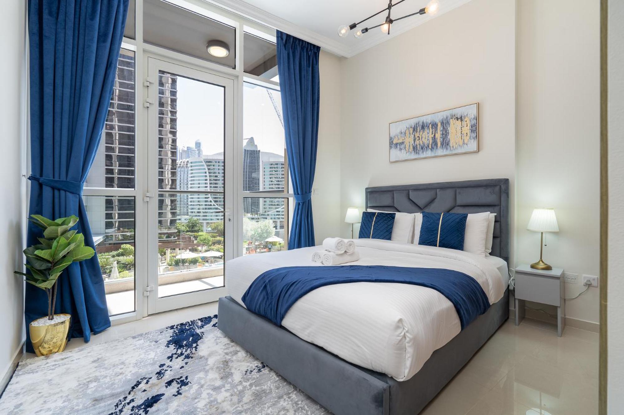 Dunya Tower Luxury And 2 Min Walk To Dubai Mall And Burj Khalifa In Heart Of Downtown Exterior photo